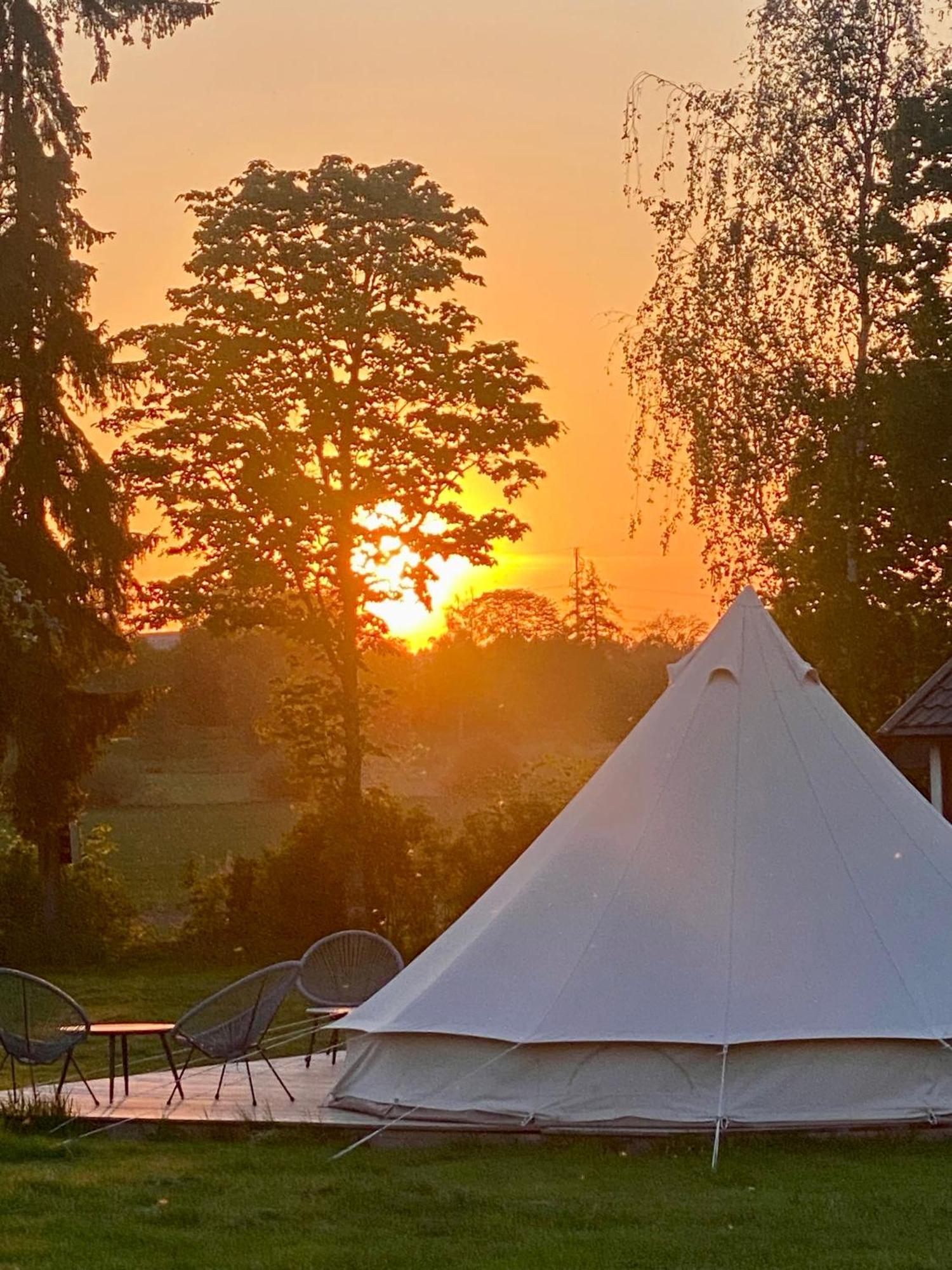 Soerby Glamping Hotell Klockrike Eksteriør bilde