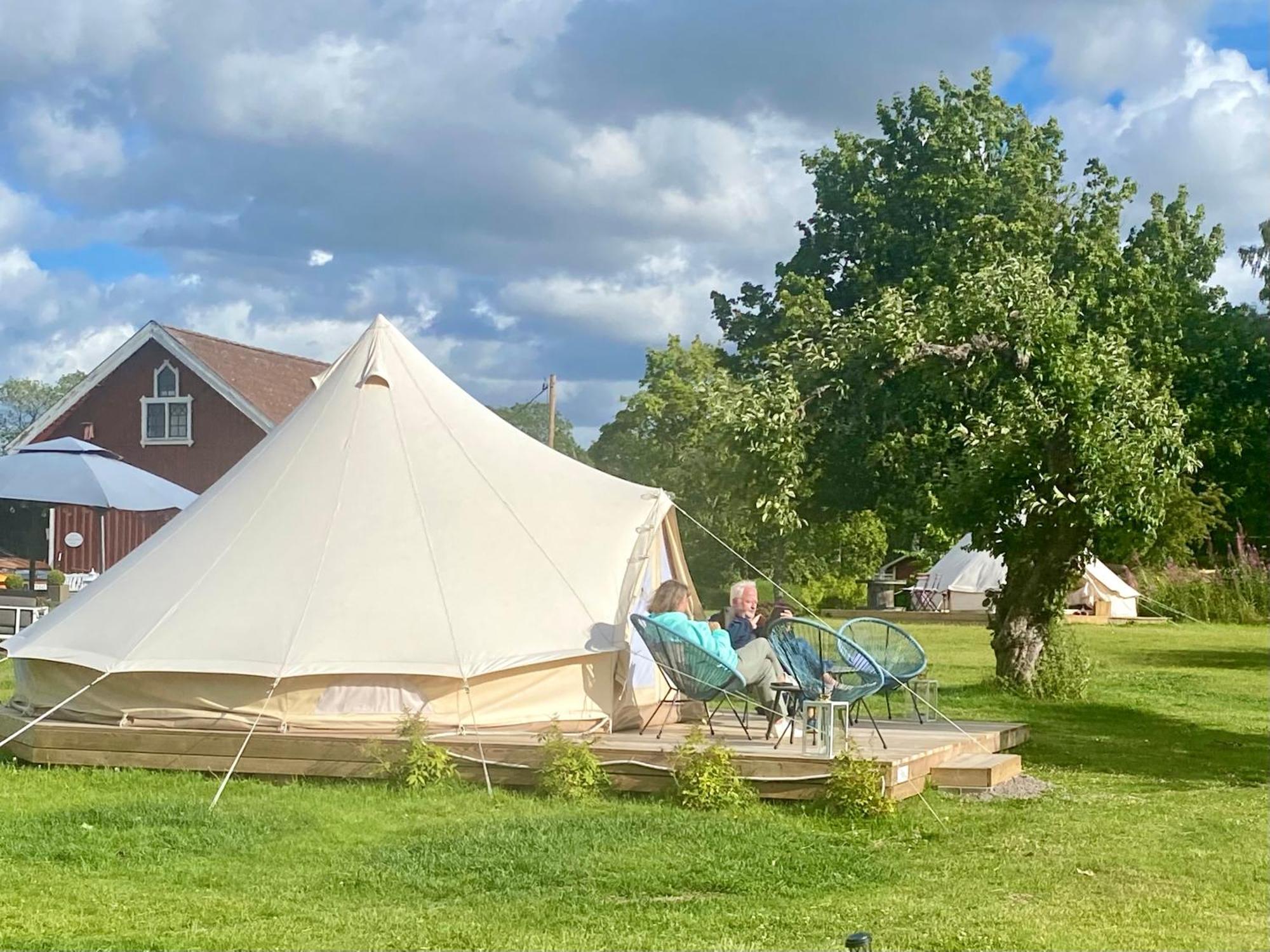 Soerby Glamping Hotell Klockrike Eksteriør bilde